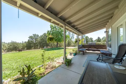 Exterior - 7954 Placer Rd, Redding, CA 96001 photo 13 of 55