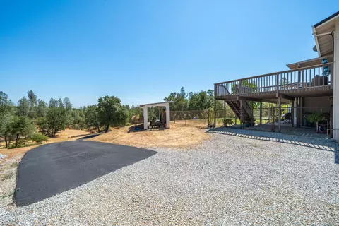 Exterior - 7954 Placer Rd, Redding, CA 96001 photo 32 of 55