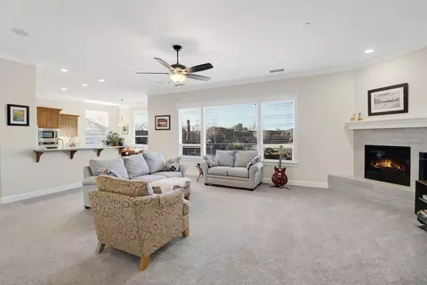 4777 Ferrington Ct, Redding, CA 96003 photo 4