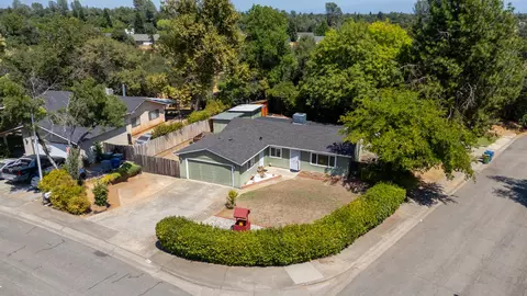 View/Area - 3697 Alma Ave, Redding, CA 96002 photo 4 of 4
