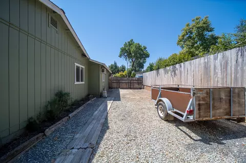 Exterior - 3697 Alma Ave, Redding, CA 96002 photo 11 of 15