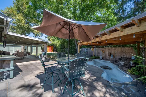 Exterior - 3697 Alma Ave, Redding, CA 96002 photo 4 of 15