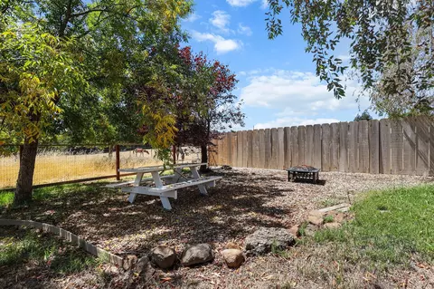 Exterior - 22275 Brent Rd, Red Bluff, CA 96080 photo 9 of 18