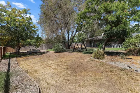 Exterior - 22275 Brent Rd, Red Bluff, CA 96080 photo 8 of 18