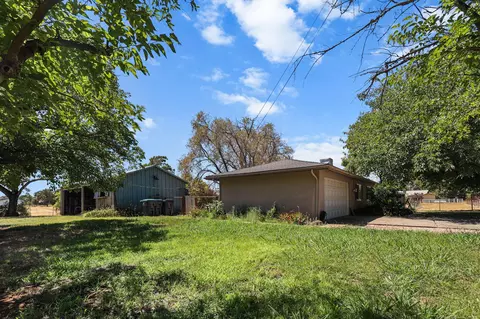 Exterior - 22275 Brent Rd, Red Bluff, CA 96080 photo 12 of 18