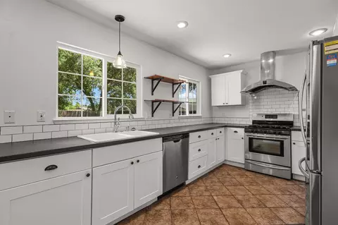 Kitchen - 620 Dee Ct, Redding, CA 96002 photo 2 of 2