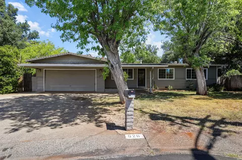 Exterior - 620 Dee Ct, Redding, CA 96002 photo 9 of 9
