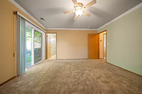 Bedroom - 6849 Creekside St, Redding, CA 96001 photo 2 of 4