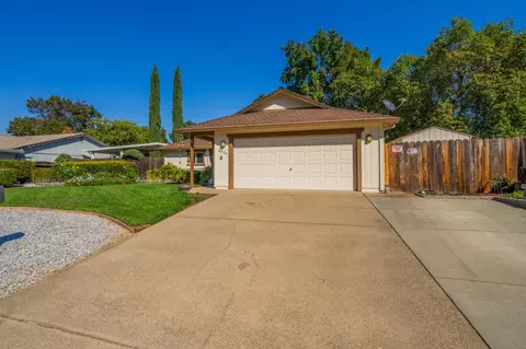 Exterior - 6849 Creekside St, Redding, CA 96001 photo 16 of 17