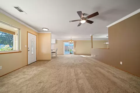 Living - 6849 Creekside St, Redding, CA 96001 photo 3 of 5