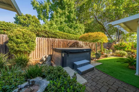 Exterior - 6849 Creekside St, Redding, CA 96001 photo 9 of 17