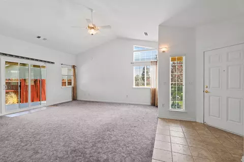 1103 Golden Gate Trl, Redding, CA 96003 photo 3