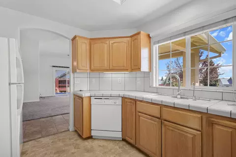 1103 Golden Gate Trl, Redding, CA 96003 photo 7