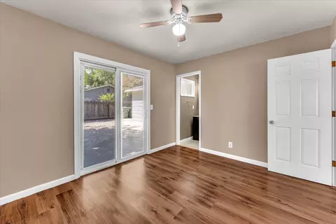 Bedroom - 3533 Capricorn Way, Redding, CA 96002 photo 2 of 7