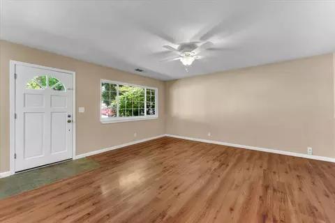 Living - 3533 Capricorn Way, Redding, CA 96002 photo 1 of 3