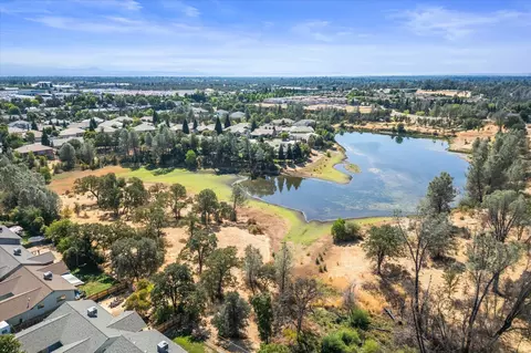 View/Area - 1798 Vinson Dr, Redding, CA 96003 photo 3 of 3