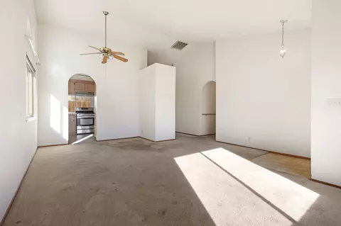567 Shell Dr, Redding, CA 96003 photo 4