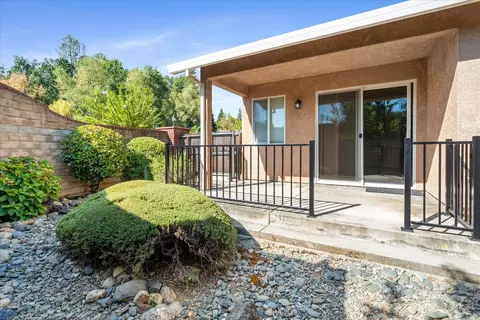 Exterior - 693 Yolla Bolly Trl, Redding, CA 96003 photo 4 of 11