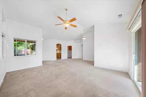 Living - 693 Yolla Bolly Trl, Redding, CA 96003 photo 3 of 4