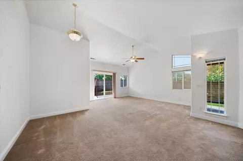Living - 693 Yolla Bolly Trl, Redding, CA 96003 photo 1 of 4