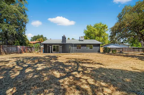 Exterior - 2696 Cecilia Ct, Redding, CA 96002 photo 7 of 8