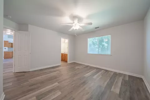 1302 Madewood Ln, Redding, CA 96002 photo 13