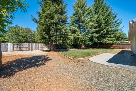 1302 Madewood Ln, Redding, CA 96002 photo 26