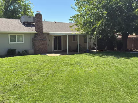 Exterior - 1312 Dominion Dr, Redding, CA 96002 photo 12 of 18