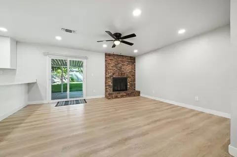 Living - 1312 Dominion Dr, Redding, CA 96002 photo 6 of 6
