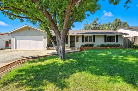 Exterior - 1312 Dominion Dr, Redding, CA 96002 photo 3 of 18