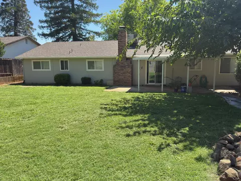 Exterior - 1312 Dominion Dr, Redding, CA 96002 photo 11 of 18