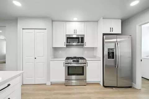 Kitchen - 1312 Dominion Dr, Redding, CA 96002 photo 5 of 5