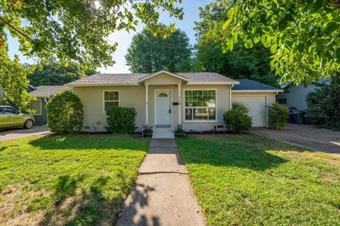 749 Delta St, Redding, CA 96003