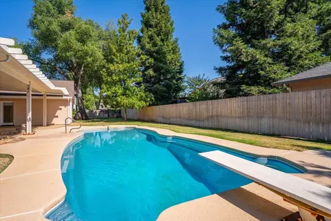 Exterior - 2571 Eastbrook Dr, Redding, CA 96002 photo 8 of 24