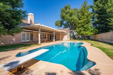 Exterior - 2571 Eastbrook Dr, Redding, CA 96002 photo 9 of 24