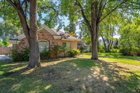 Exterior - 2571 Eastbrook Dr, Redding, CA 96002 photo 21 of 24