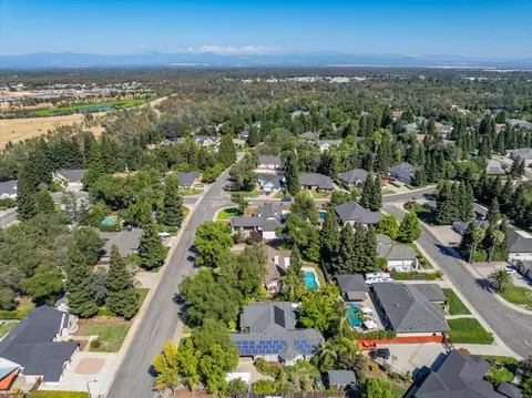 View/Area - 2571 Eastbrook Dr, Redding, CA 96002 photo 3 of 6