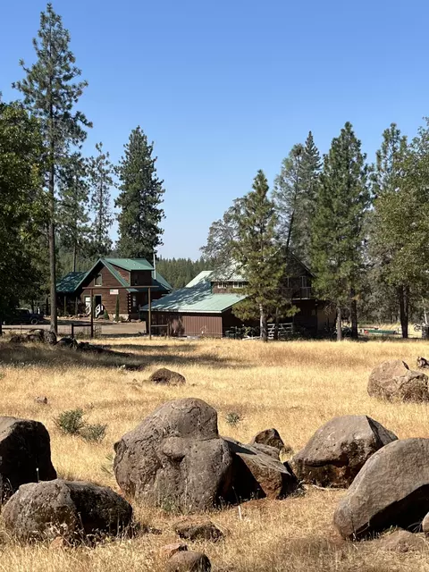 14014 Zig Zag Ln, Oak Run, CA 96069 photo 1