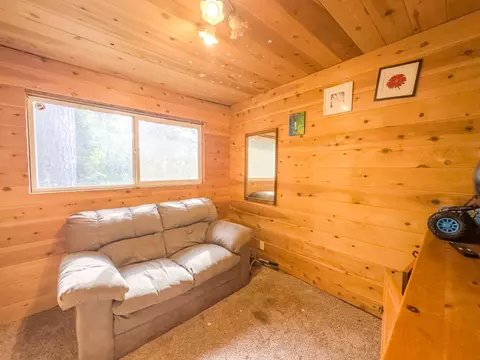 15888 Phillips Rd, Oak Run, CA 96069 photo 13
