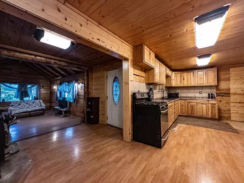 15888 Phillips Rd, Oak Run, CA 96069 photo 6