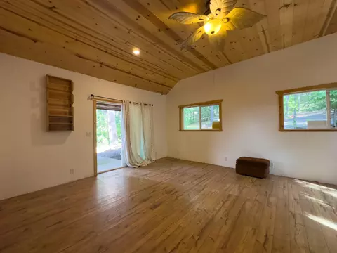 15888 Phillips Rd, Oak Run, CA 96069 photo 17