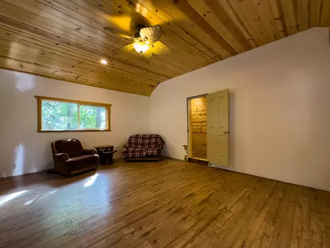 15888 Phillips Rd, Oak Run, CA 96069 photo 18