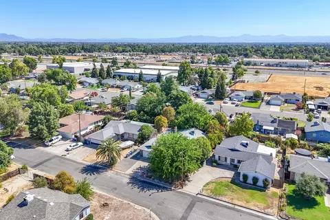View/Area - 6685 Southgate Dr, Redding, CA 96001 photo 1 of 10