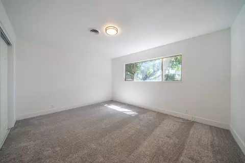 Bedroom - 6685 Southgate Dr, Redding, CA 96001 photo 3 of 7