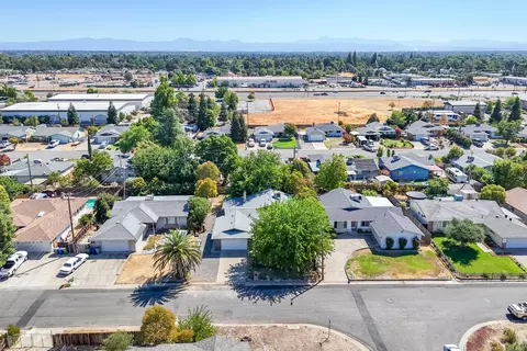 View/Area - 6685 Southgate Dr, Redding, CA 96001 photo 2 of 10
