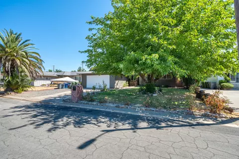 Exterior - 6685 Southgate Dr, Redding, CA 96001 photo 23 of 25