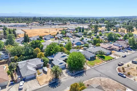 View/Area - 6685 Southgate Dr, Redding, CA 96001 photo 3 of 10