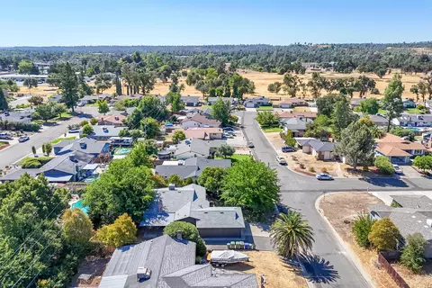 View/Area - 6685 Southgate Dr, Redding, CA 96001 photo 4 of 10