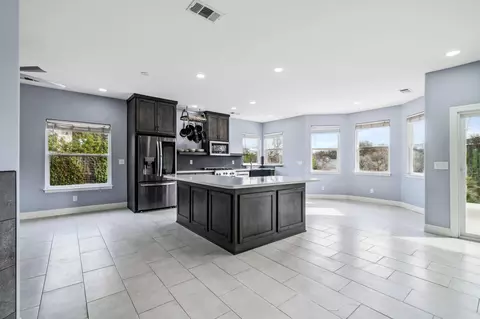 2830 Highland Bluffs Dr, Red Bluff, CA 96080 photo 11