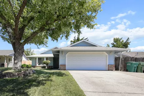 1637 Lacey Ln, Redding, CA 96003